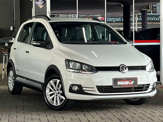 VOLKSWAGEN FOX 1.0 MPI TRACK 12V FLEX 4P MANUAL